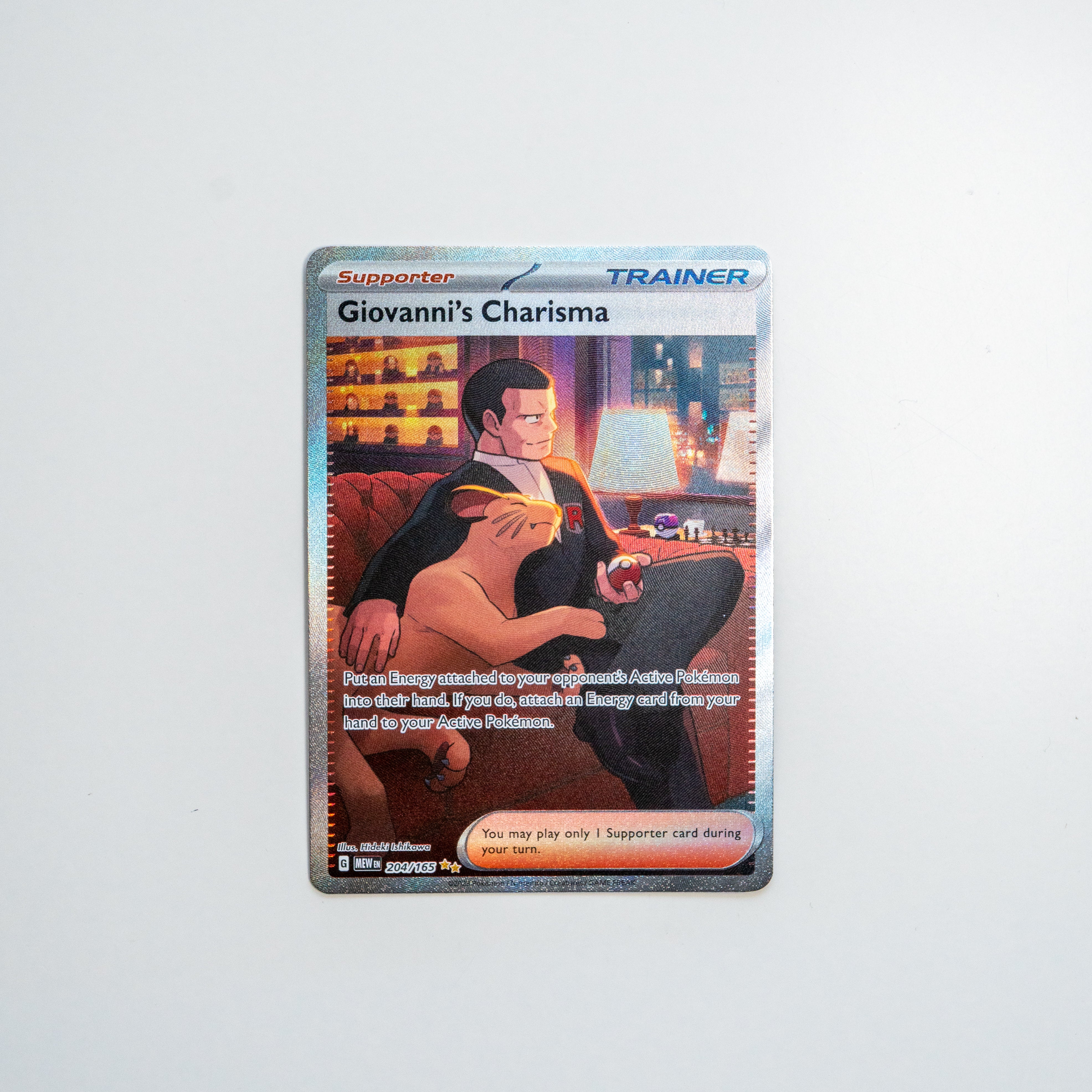 Giovanni's Charisma - 204/165 GeekPins Giovanni's Charisma - 204/165 GeekPins